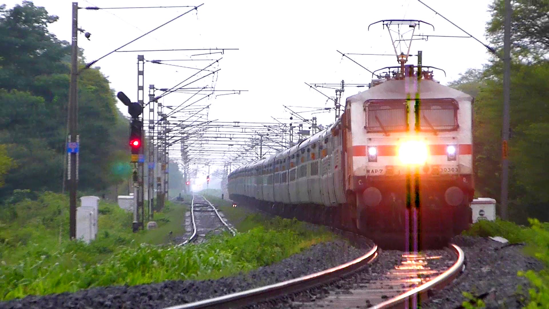 Private Passenger Trains Indian Railways Opened 120 Applications For 12 Clusters From 15 Companies Private Passenger Trains Indian Railways Opened 120 Applications For 12 Clusters From 15 Companies