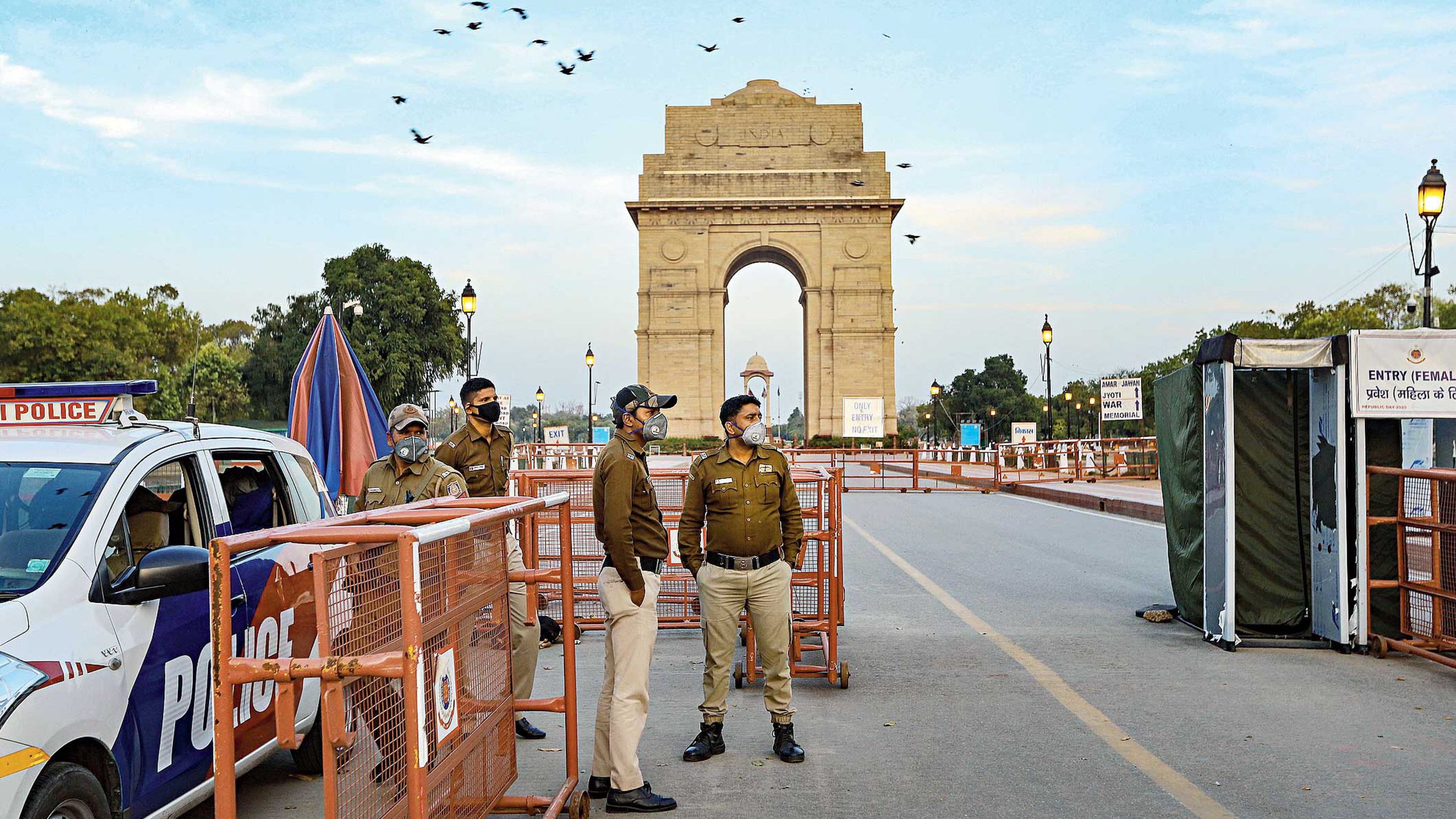 4-terrorists-of-jaish-and-lashkar-entered-in-delhi-intensive-checking-started-3-scaled-1