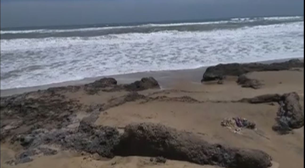 200 YEAR ANCIENT VILLAGE Ancient Periods Village Found In Astarang Sea Bank