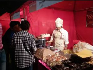 Gurugram woman Ila Home Baker Who Earns Lakhs Per Month From Online Order