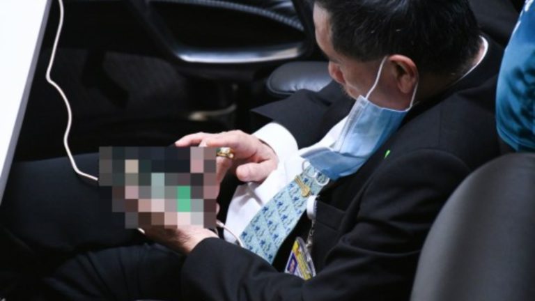 Thailand Parliament Budget Session Mobile Porn Photos Caught MP Ronathep Anuvat