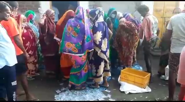 Anti Liquor Protest By Woman In Purushottampur Ganjam