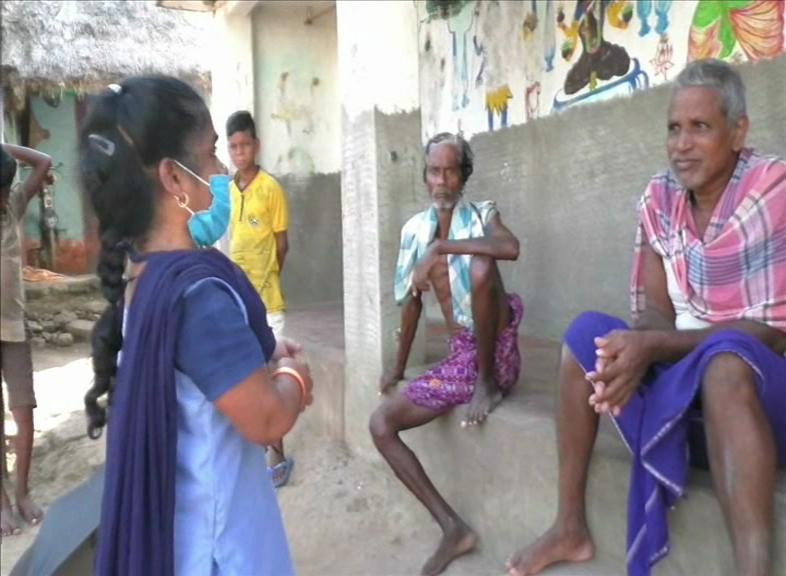 Disabled Asha Savita Aware People About Covid 19 In Ganjam