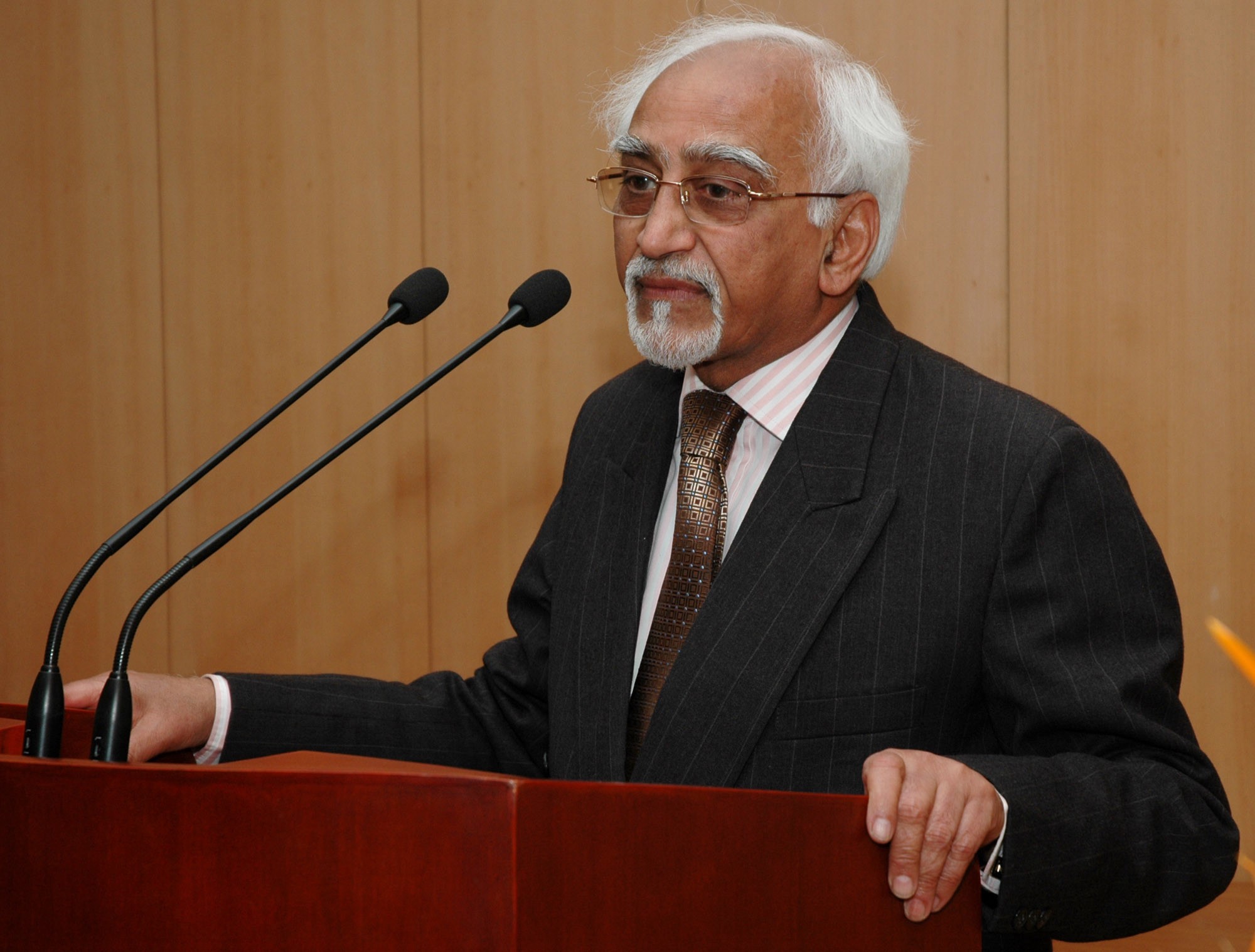 Former Vice President Hamid Ansari Controversial Statement Over Nationalism Issue