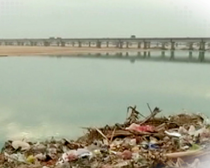 Mahanadi Polluted By Industrial Waste Of Cuttack