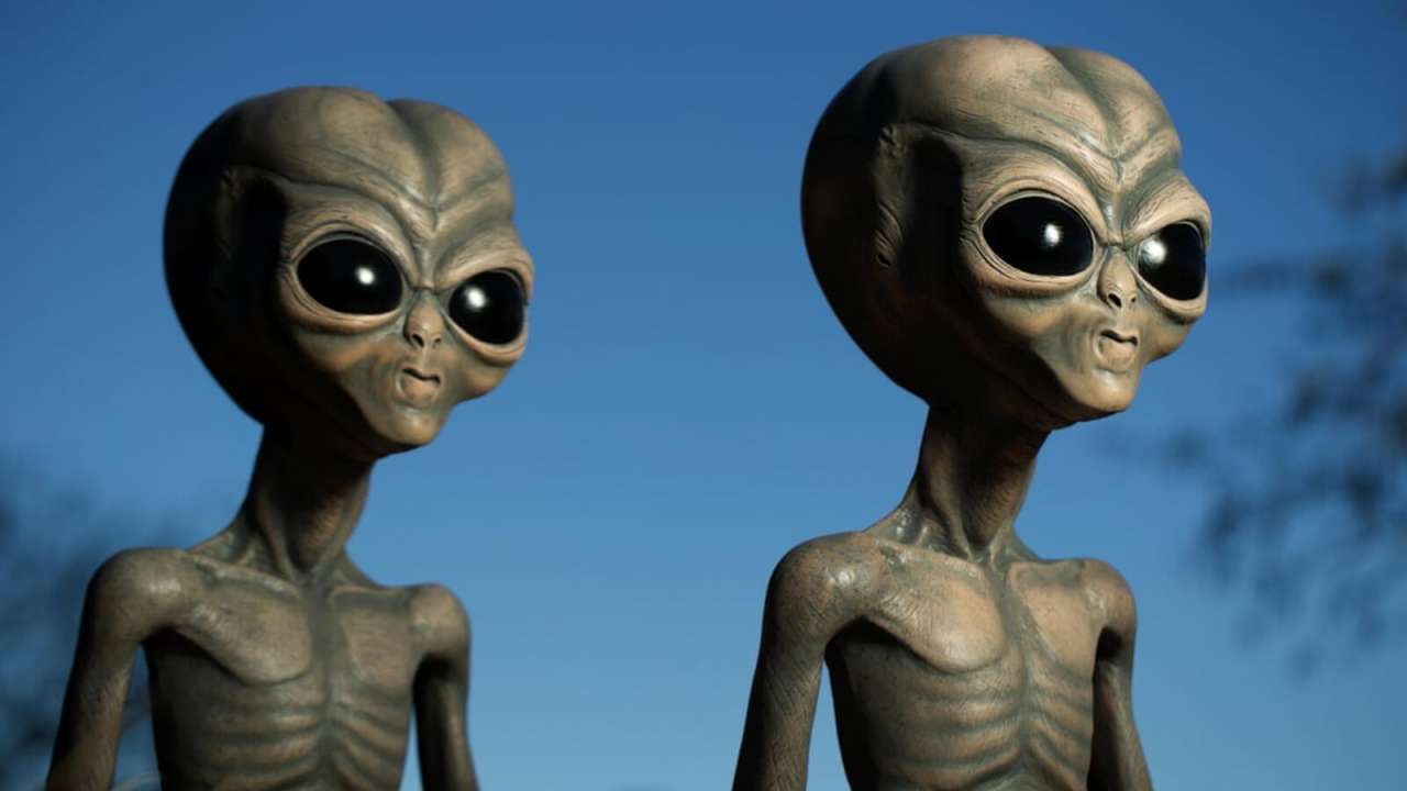 942199-aliens