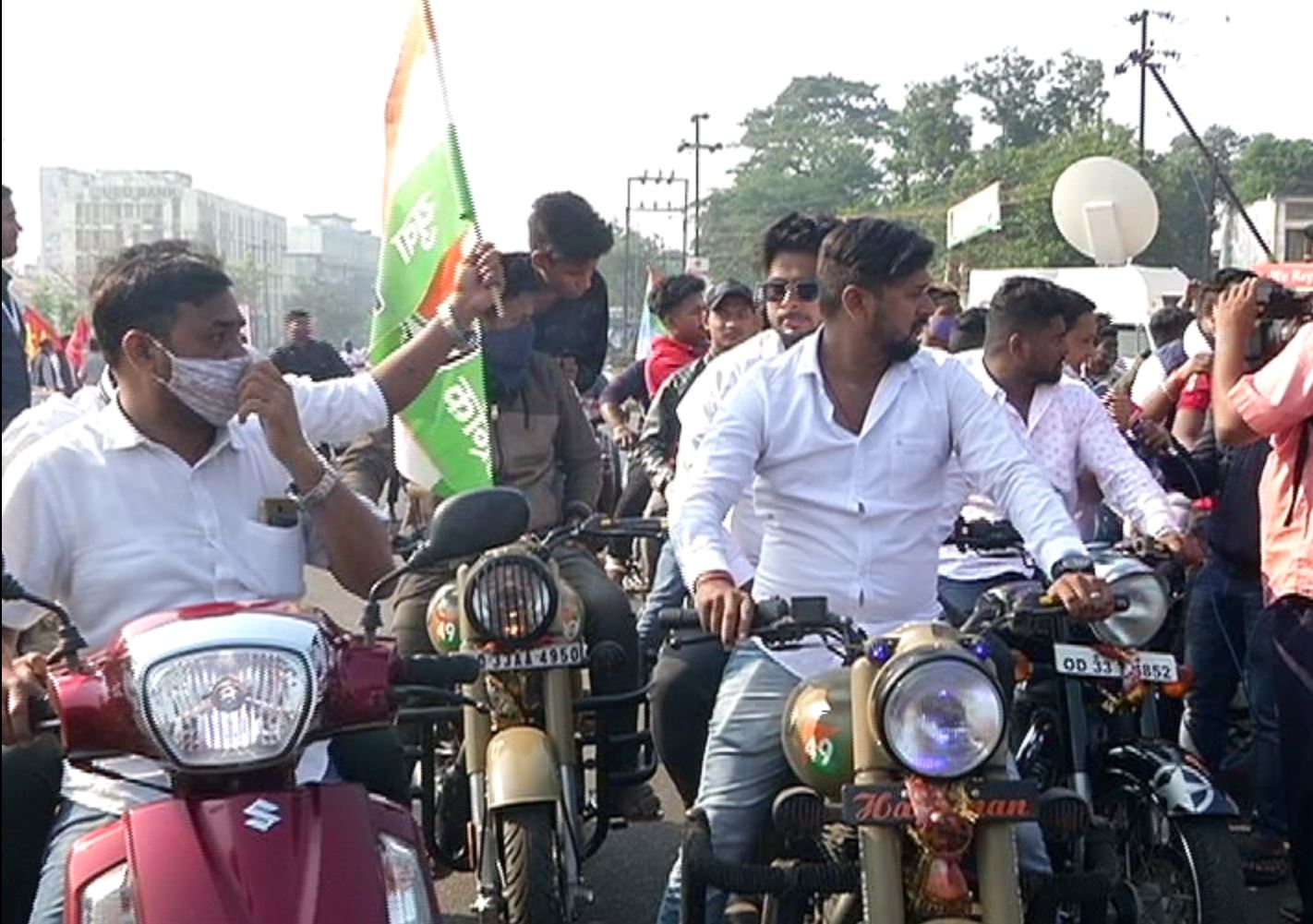 Bharat Bandh Rally, Police To Issue Challan Those Riding Bike With Out Helmet In Twin City