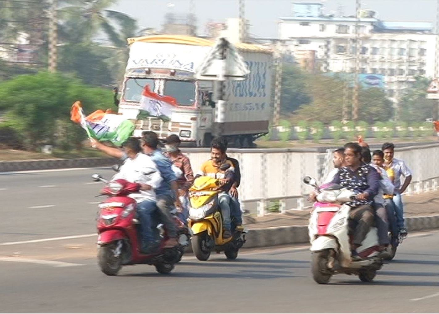 Bharat Bandh Rally, Police To Issue Challan Those Riding Bike With Out Helmet In Twin City