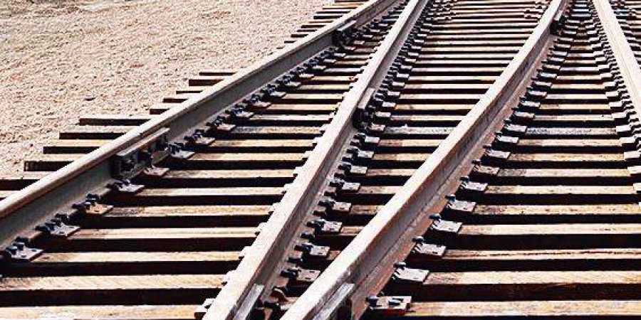 Chief Secretary Asit Tripathy Reviewed The Progress Of Seven Major Rail Projects