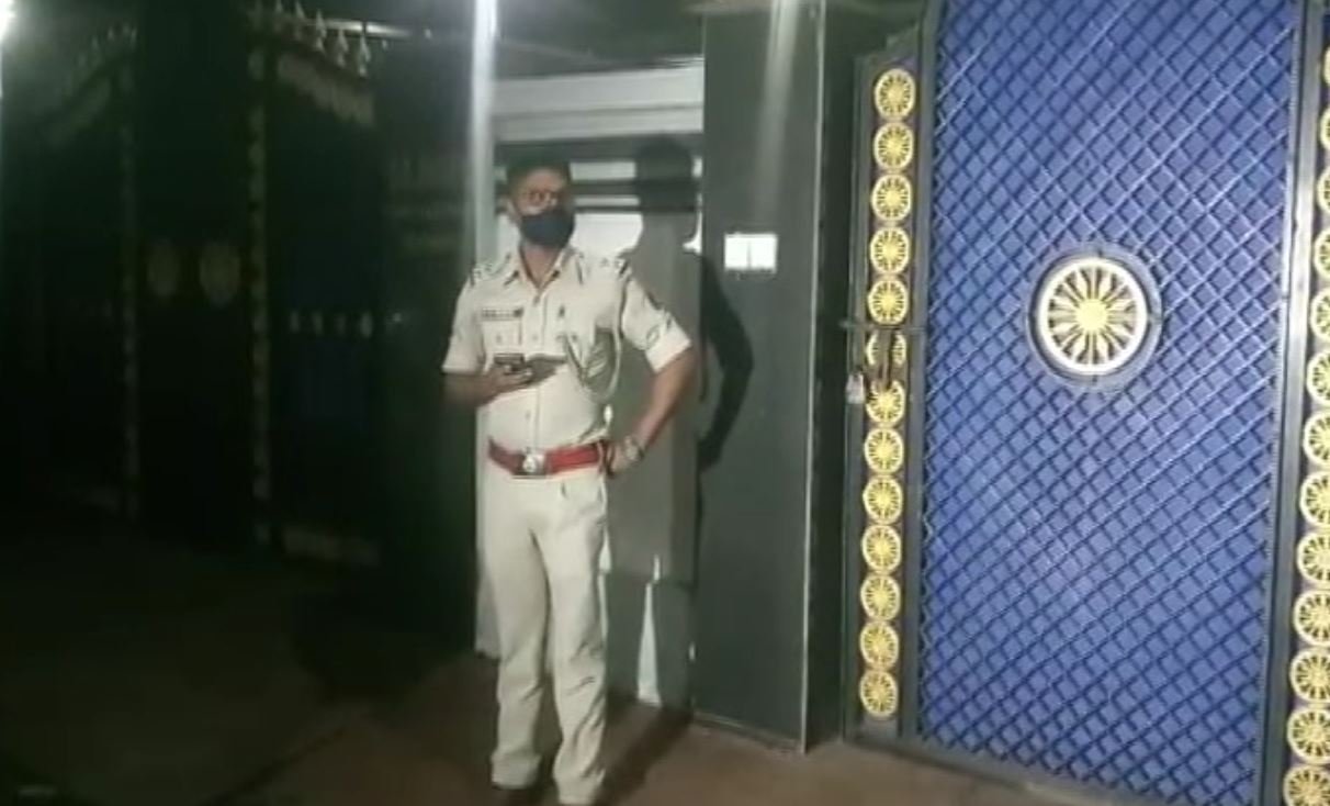 Commissionerate Police Raid On D-Brothers Residence, Ammunitions Seized