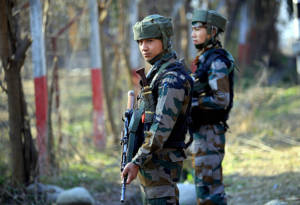 Encounter Starts At Redwani Area Of Kulgam Two Three Terrorist Trapped