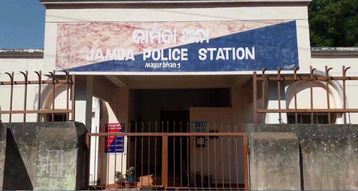 Baripada Jamada Police Beaten Youth For Not Wearing Helmet