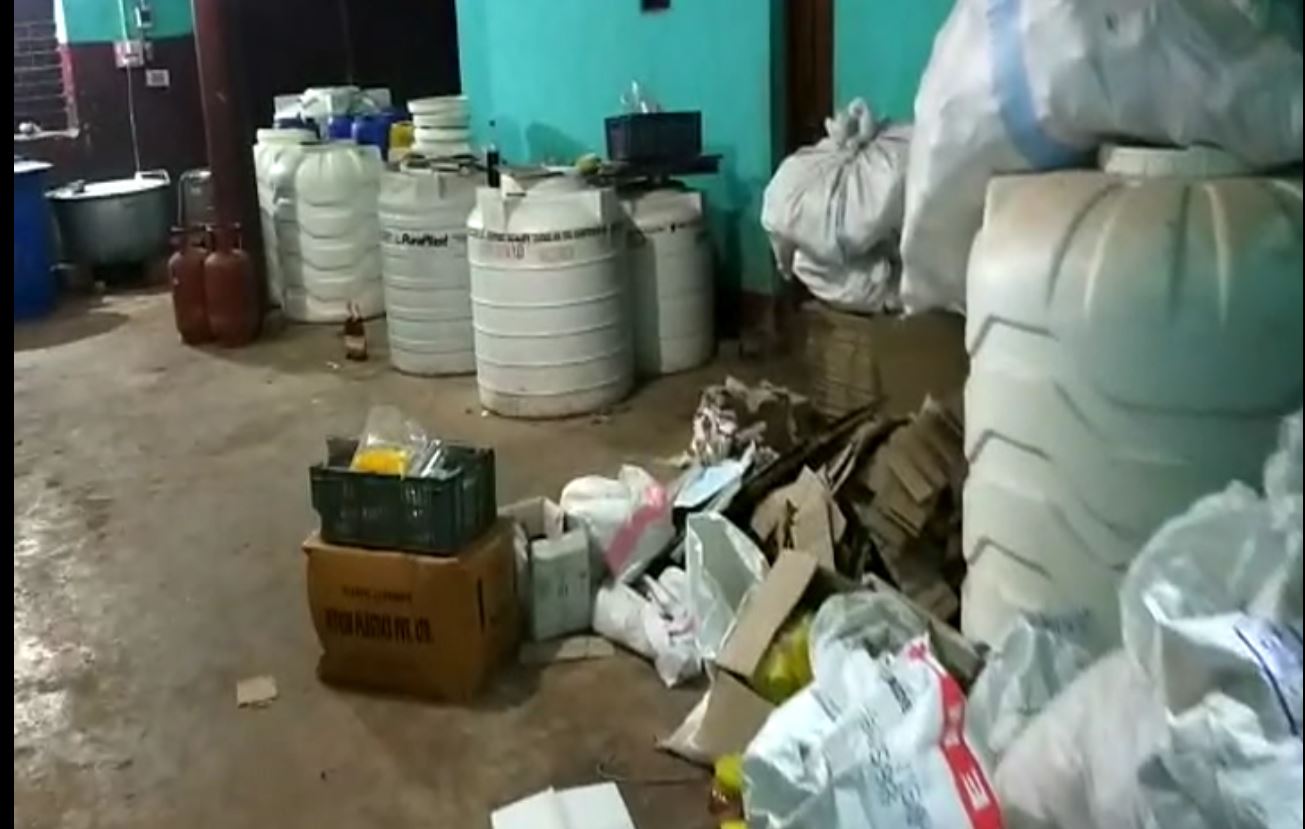 Jajpur Police Busted Duplicate Mobil Factory In Balichandrapur