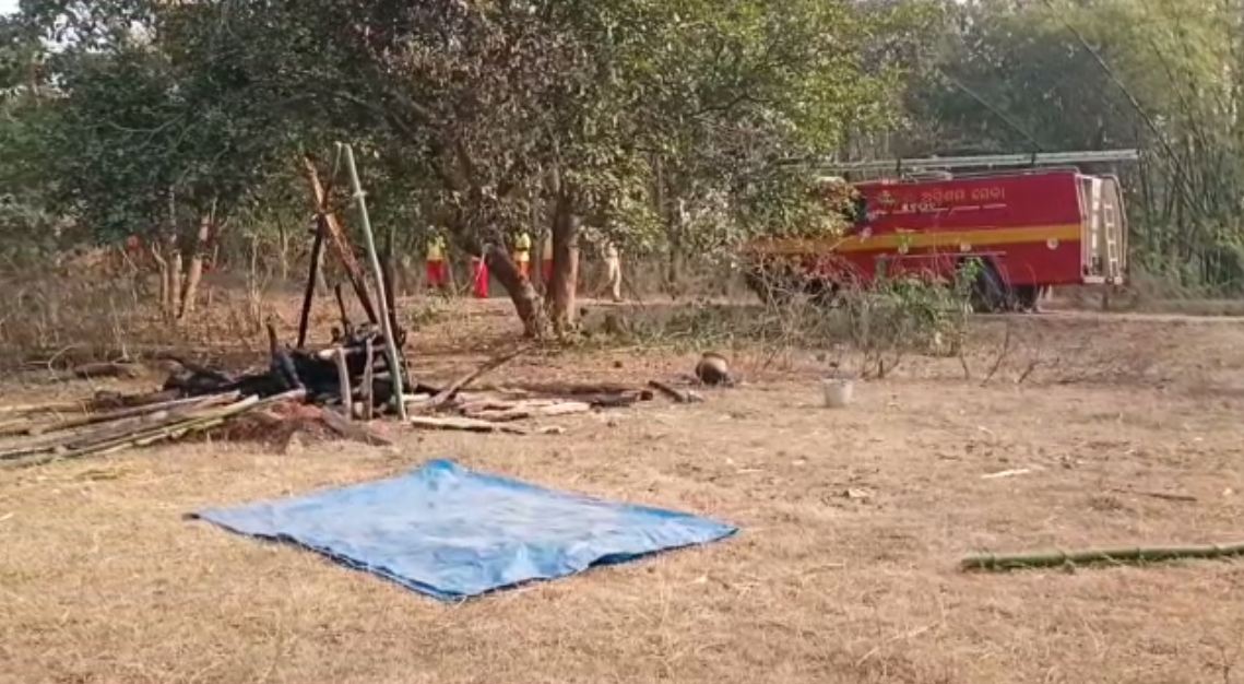 Police Seized Half Brunt Dead body In Karanjia