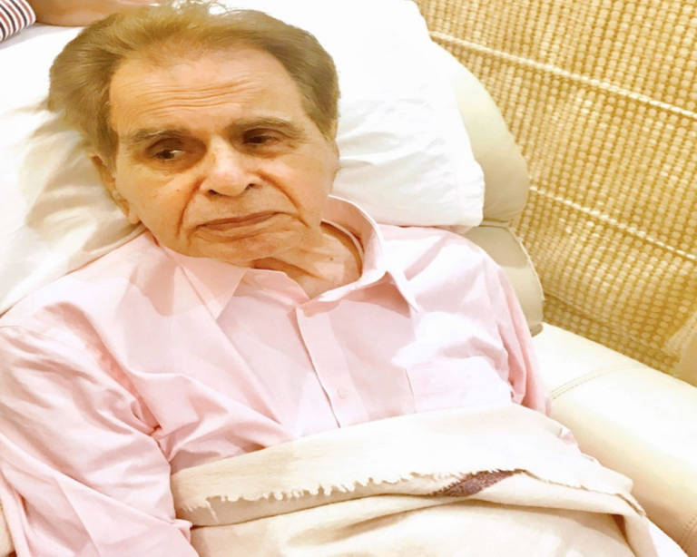 Dilip Kumar Passed Away Political Personalities Expressed Grief