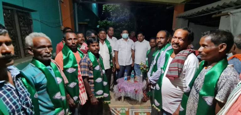 BJP And Congress Worker Joins BJD In Chandabali