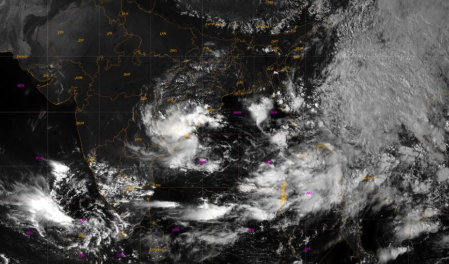 Odisha likely to receive heavy rainfall at few places with lightning & thunderstorm