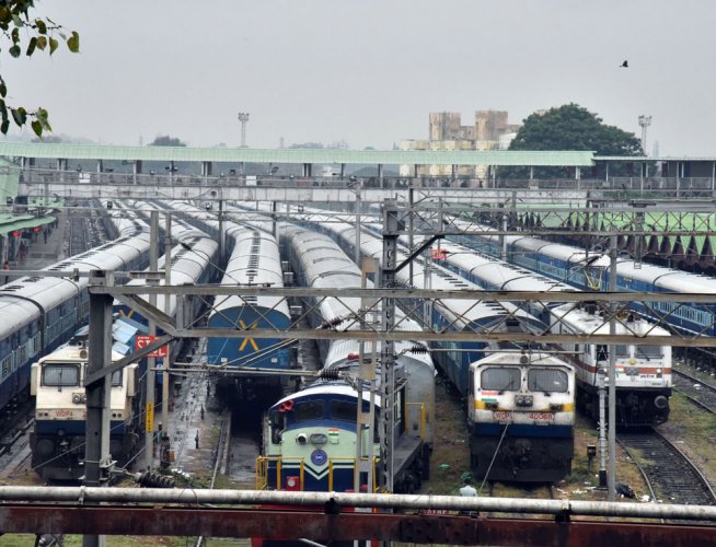 Indian Railways Will Be Restored 1700 Train Within Next Few Days