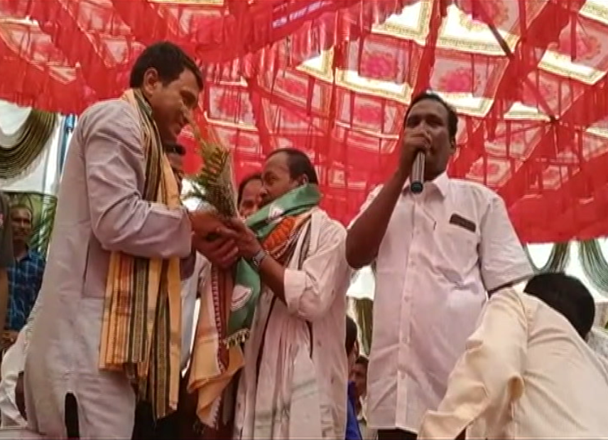 BJP And Congress Worker Joins BJD Dharamgarh
