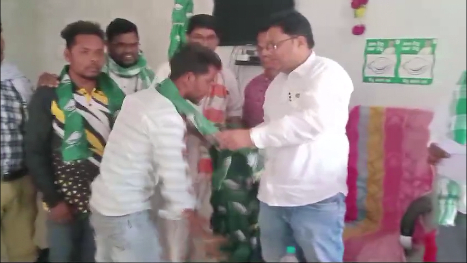 vlcsnap-2024-04-07-22h51m35s58