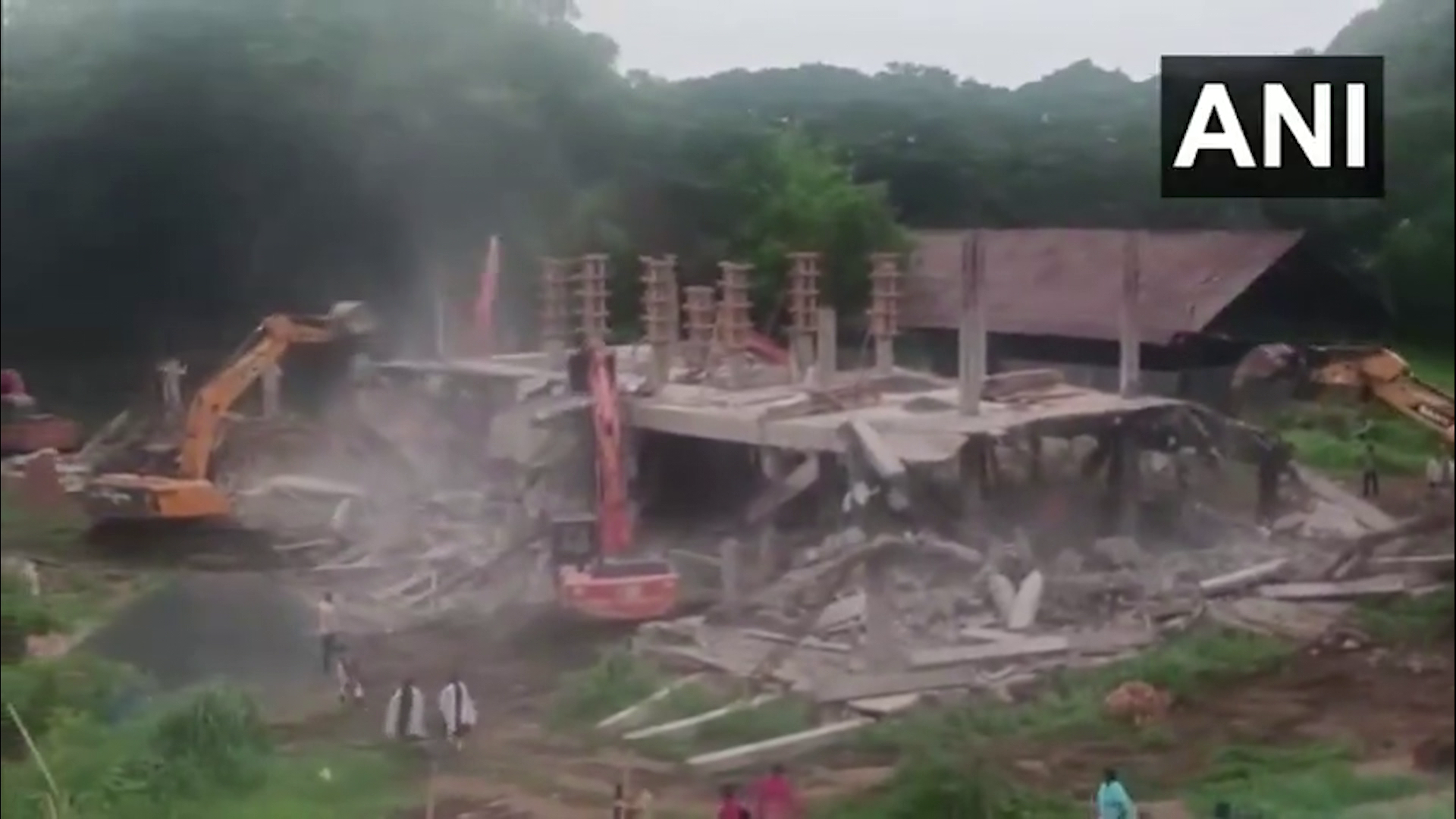 vlcsnap-2024-06-22-15h36m42s40