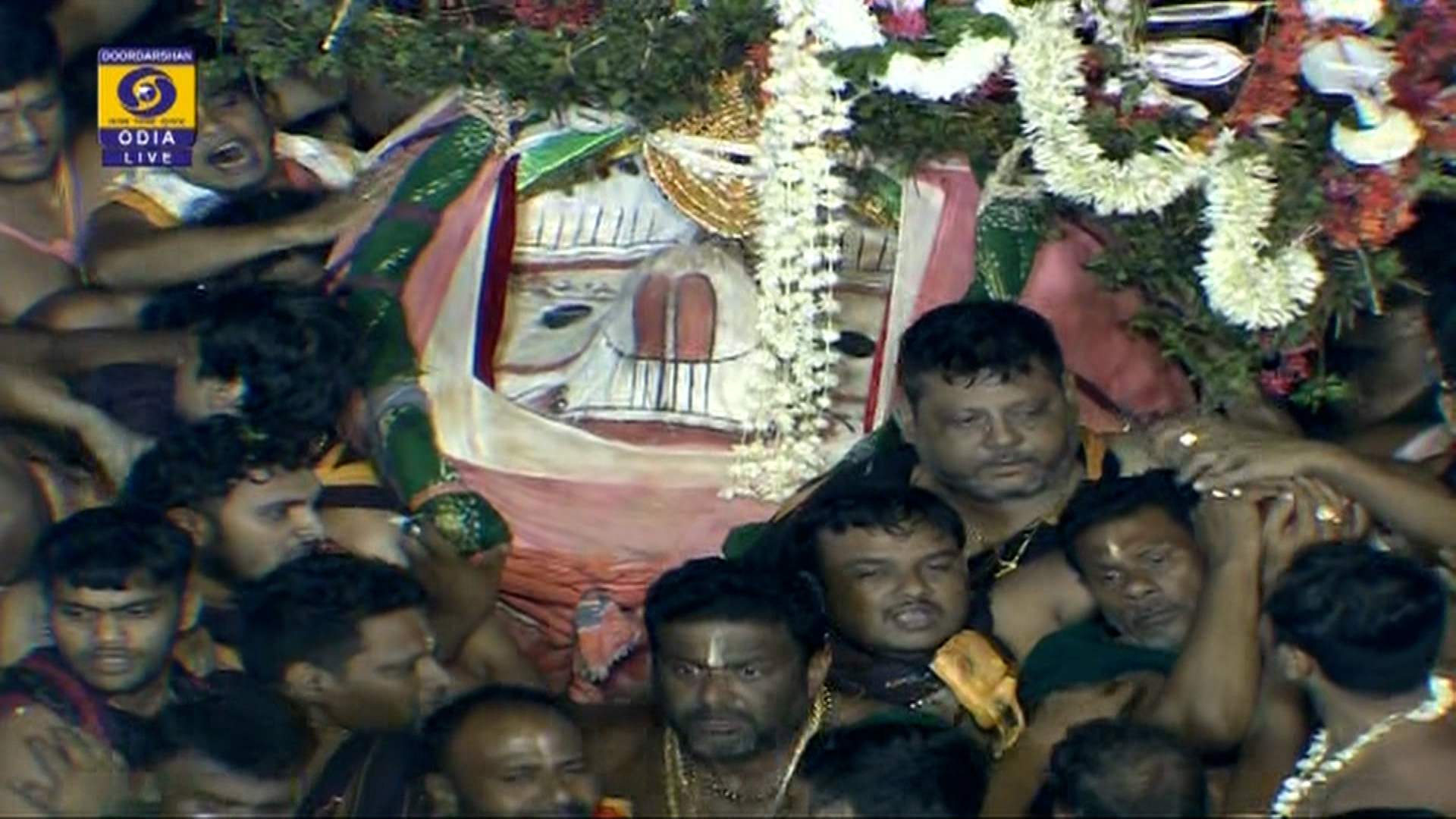 0907_DD_RATHA YATRA ADAPA LIVE 2024 _058_CUT184535.mxf.01_35_33_06.Still001