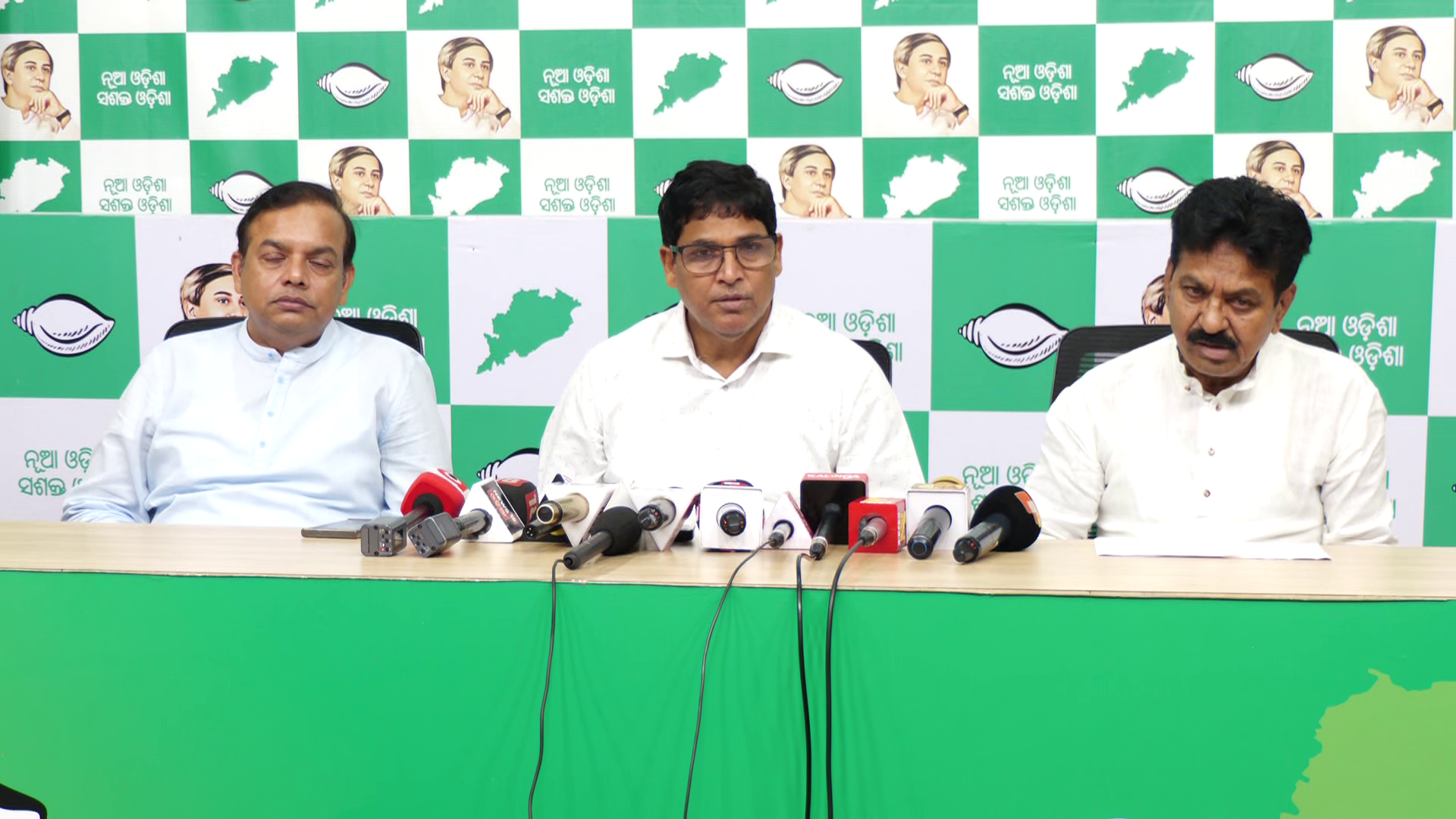 vlcsnap-2024-08-24-17h13m39s56