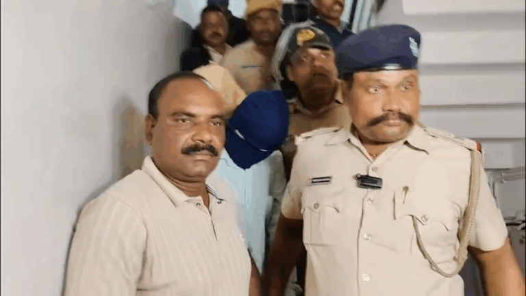 ଜଗତସିଂହପୁର ବେରାହିଁପୁରଓ ଧନୀପୁରରୁ ଧରାପଡ଼ିଥିବା ବାଂଲାଦେଶୀଙ୍କୁ ପଠାଇ ଦିଆଯିବ ବାଂଲାଦେଶ