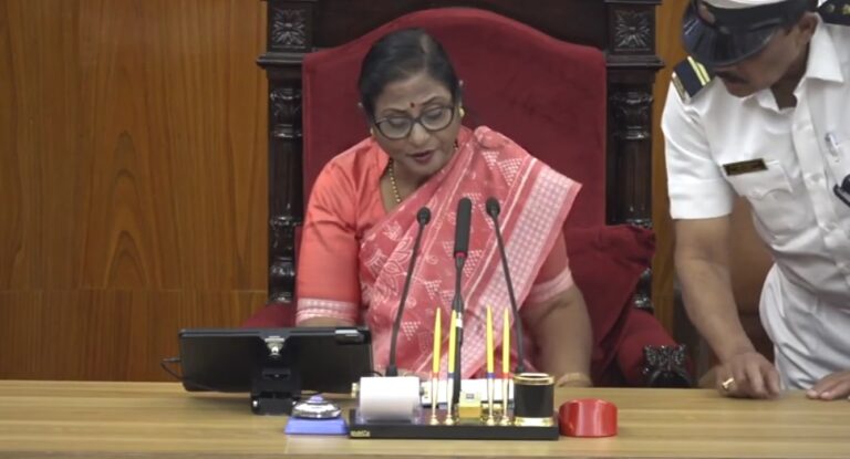 ବିଧାନସଭାରେ ବନ୍ଦେ ମାତରମ ସଂକଳ୍ପ ପାରିତ, ଦୁଇପଦ ଗାନକୁ ବିରୋଧ କରି ବିରୋଧୀଙ୍କ କକ୍ଷତ୍ୟାଗ