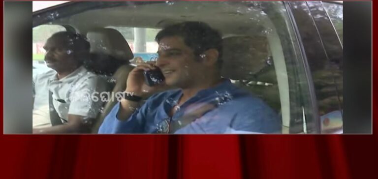 ବିଜେଡି ସୁପ୍ରିମୋ ନବୀନ ପଟ୍ଟନାୟକଙ୍କୁ ଭେଟିଲେ କଳିକେଶ ସିଂହଦେଓ