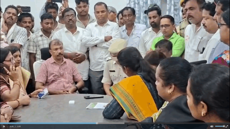 ନ୍ୟାୟ ଦାବିରେ ଜିଲ୍ଲାପାଳ ଓ ଏସପିଙ୍କୁ ଭେଟିଲା ବିଜେଡି; ଅଚଳ ଚେତାବନୀ