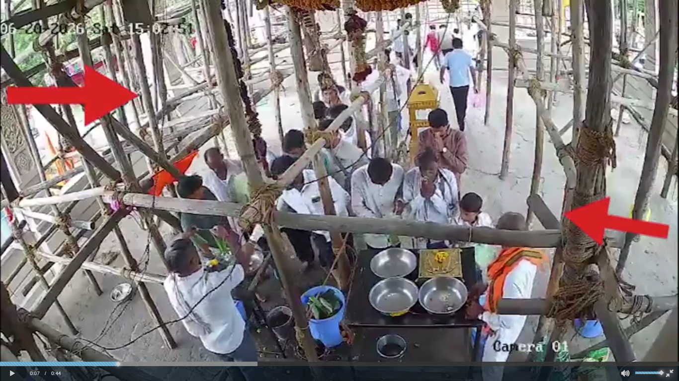 ମହାରାଷ୍ଟ୍ରରେ ବଡ଼ ଅଘଟଣ: ମନ୍ଦିର ମଣ୍ଡପ ଭୁଶୁଡ଼ି ୭ ମୃତ