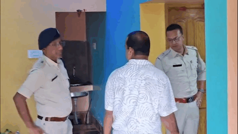 ୪୦ ଲକ୍ଷ ପାଇଁ ମାଆର ଜୀବନ ନେଲା ପୁଅ
