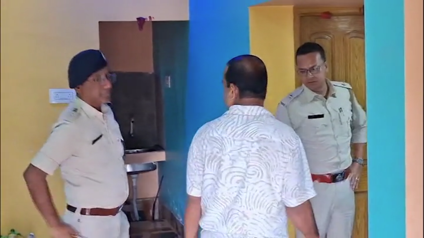 ୪୦ ଲକ୍ଷ ପାଇଁ ମାଆର ଜୀବନ ନେଲା ପୁଅ