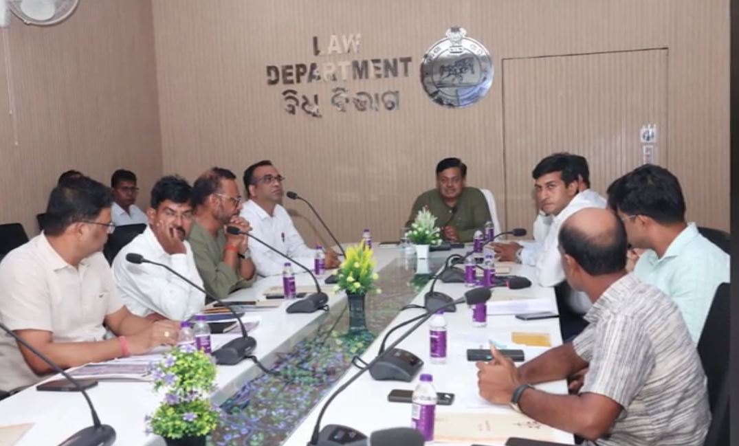 ଶ୍ରୀମନ୍ଦିର ଶୃଙ୍ଖଳିତ ଧାଡ଼ି ଦର୍ଶନ ନେଇ ଉଚ୍ଚସ୍ତରୀୟ ବୈଠକ ।