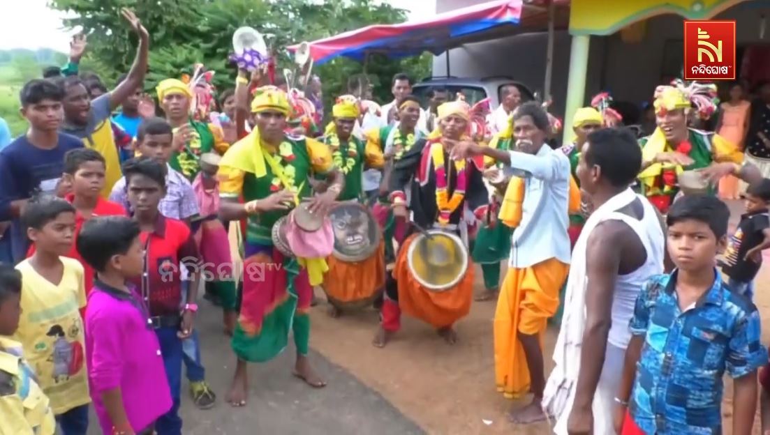 ଢୋଲ, ନିଶାନରେ ଦୁଲୁକୁଛି ଗାଁ ଦାଣ୍ଡ, କଳାହାଣ୍ଡିରେ ଆରମ୍ଭ ହେଲା ନୂଆଁଖାଇ