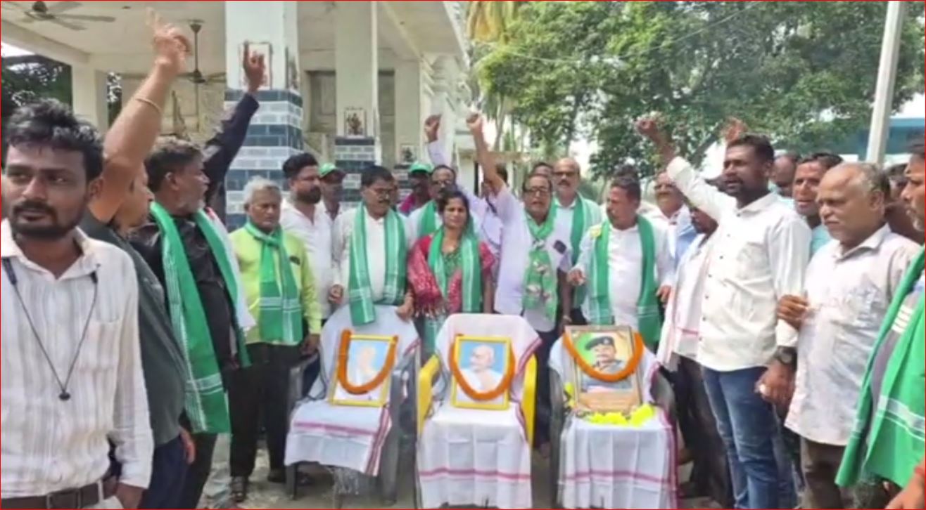 ଗୋପରେ ବିଜେଡିର ଜନସମ୍ପର୍କ ପଦଯାତ୍ରା, ଦଳରେ ମିଶିଲେ ୫୦ରୁ ଅଧିକ କର୍ମୀ