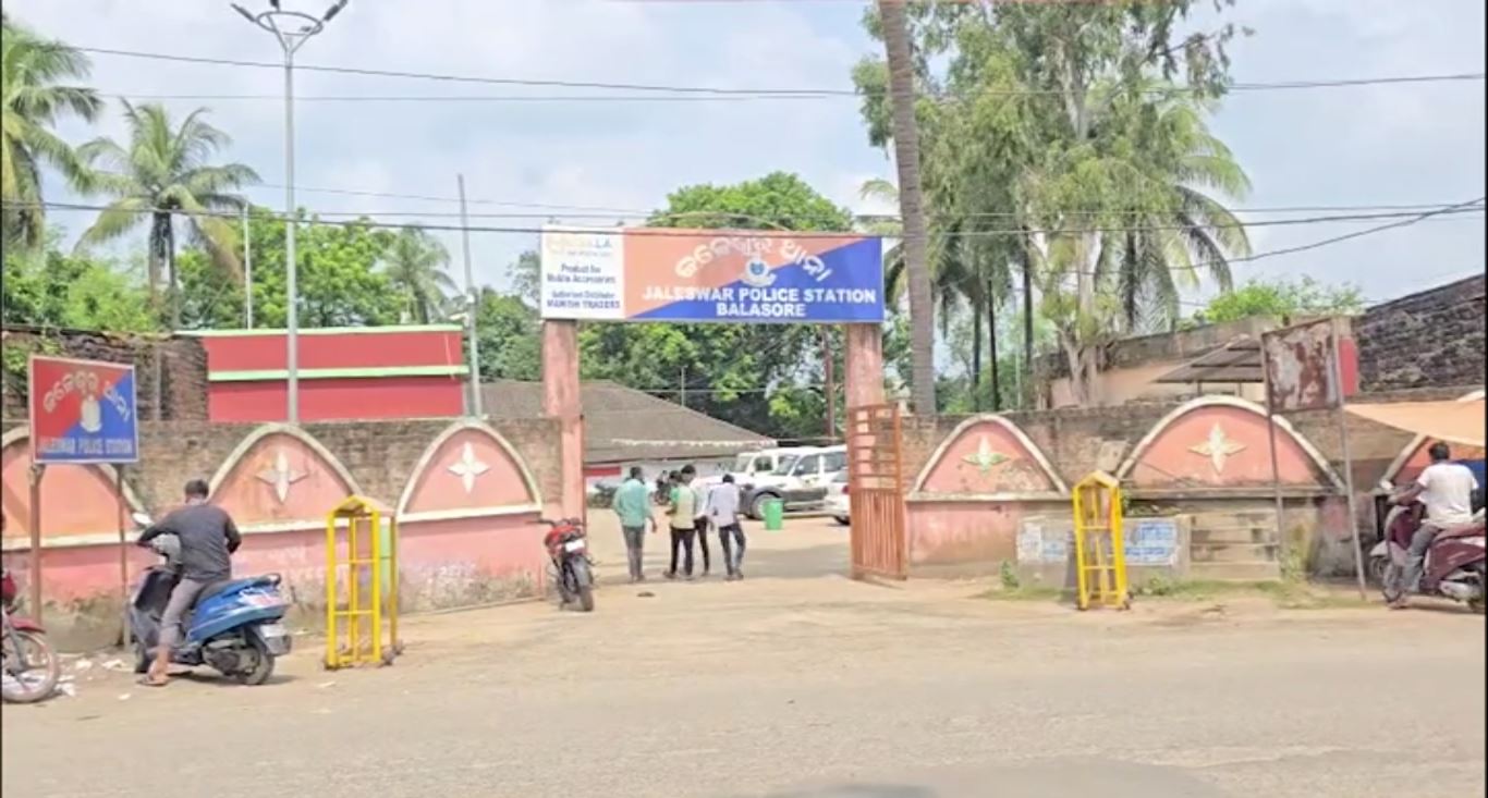 ଜଳେଶ୍ଵରରେ ବାଲି ମାଫିଆଙ୍କ ଆତଙ୍କରାଜ